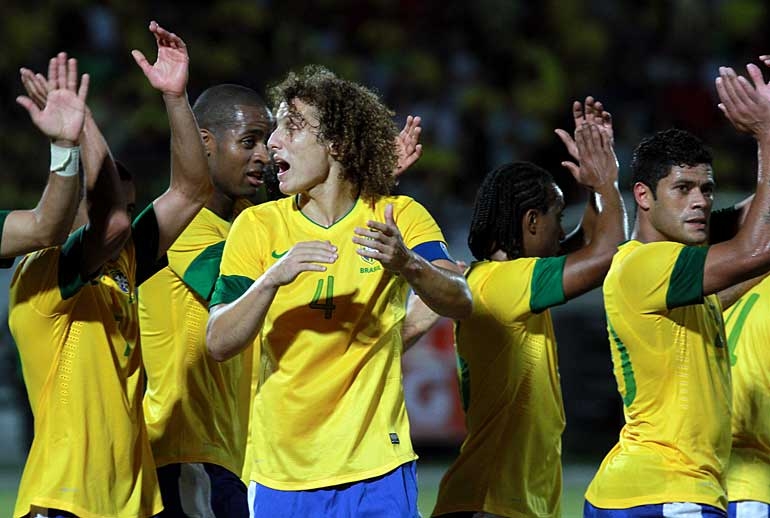 Brasil vence a China por 8x0 em seu último jogo no Arruda
