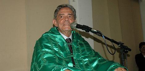 Nelson Caldas morreu na última terça-feira, vítima de falência múltipla dos órgãos / Foto: Ascom/UFPE