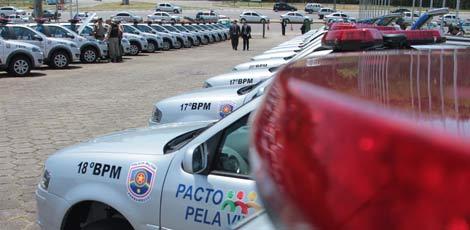 Quantidade de viaturas da polícia aumentaram neste período / Foto: Bernardo Soares/JC Imagem