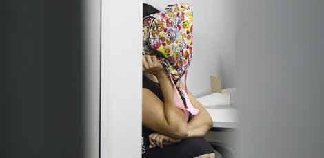 Mãe da criança prestou depoimento no Departamento de Polícia da Criança e do Adolescente  / Foto: Ricardo B. Labastier/JC Imagem