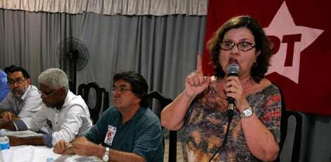 Teresa Leitão, nova presidente estadual da legenda, quer garantir votação expressiva para a presidente Dilma Rousseff em Pernambuco / Clemilson Campos/JC Imagem