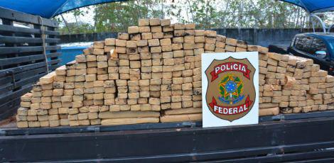 O veículo, com placa da Bahia, vinha do Mato Grosso (MT) / Foto: Polícia Federal