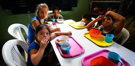 ONG oferece atendimento a crianças com necessidades especiais / Foto: Sérgio Bernardo/JC Imagem