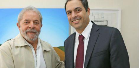 Paulo Câmara se encontrou com Lula em fevereiro em São Paulo e agora recebe o petista em Pernambuco / Divulgação Instituto Lula