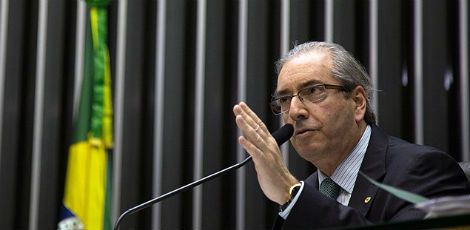O presidente da Câmara, Eduardo Cunha (PMDB-RJ) determinou a desocupação de três salas da Casa usadas por funcionários da PGR (Procuradoria-Geral da República), do Executivo e do Judiciário / Ed Ferreira/Folha Press