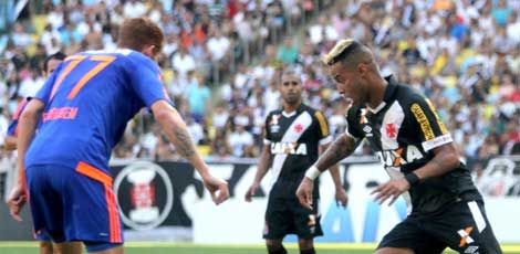 O Vasco iniciou a partida de forma avassaladora e com apenas um minuto se colocava em vantagem no placar / Fotos: Paulo Fernandes/Vasco