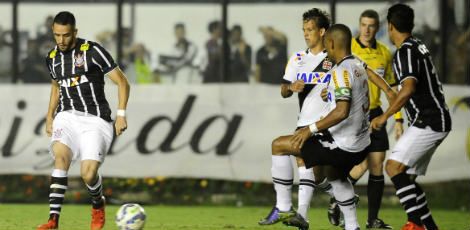 Corinthians ainda tem três jogos a disputar neste Brasileirão / Foto: Dhavid Normando/Estadão Conteúdo