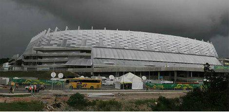 A arena, cujo custo foi estimado em R$ 796 milhões, entrou na mira da Polícia Federal no ano passado, / Foto: Alexandre Gondim/ JC Imagem