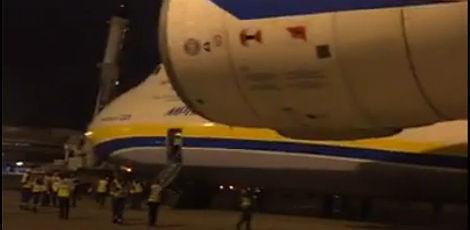 Essa foi a segunda vez que o Antonov veio ao Brasil. A primeira foi no início de 2010 / Foto: Reprodução/Facebook