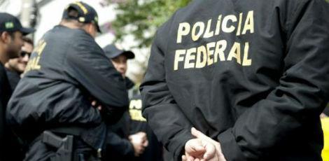 Segundo a PF, cerca de 300 policiais cumprem as ordens judiciais / Foto: Agência Brasil
