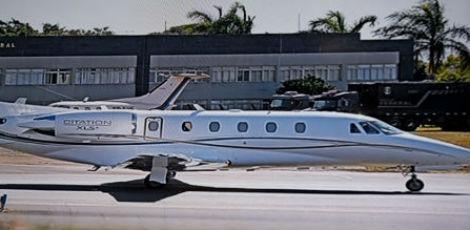Empresário se apresentou formalmente como o único comprador do avião que caiu em Santos / Foto: AFP
