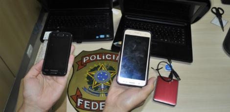 Entre as apreensões, smartphones e computadores / Foto: Divulgação/Polícia Federal