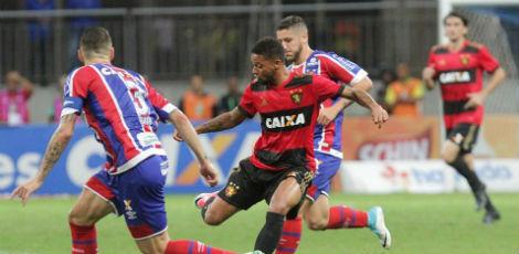 Sport não foi páreo para o Bahia em Salvador  / Diego Nigro/JC Imagem