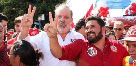 Em Belo Jardim, Helio dos Terrenos (PTB) concorreu com o apoio do senador Armando Monteiro Neto (PTB) e do ex-presidente Lula (PT) / Foto: reprodução do Facebook