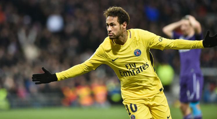 Neymar assumiu todo o protagonismo e marcou o gol da vitória parisiense. / Foto: AFP.