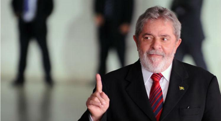 Lula quase chorou ao reiterar sua inocência e questionar as condenações pela Justiça / Foto: Agência Brasil