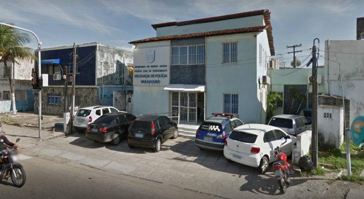 O suspeito foi preso em sua residência e encaminhado para a Delegacia de Varadouro, em Olinda / Foto: Google Street View