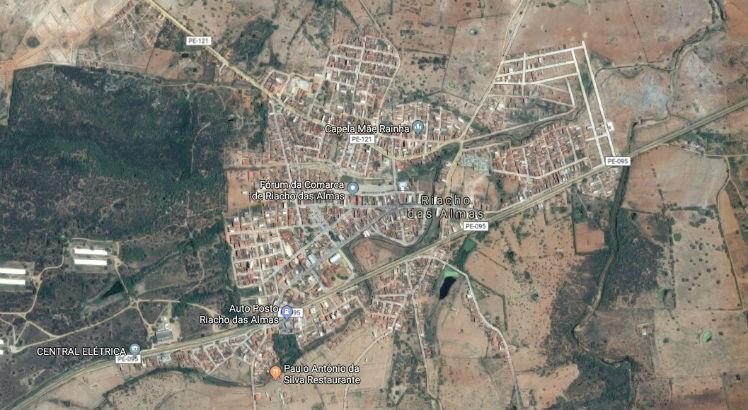 O crime aconteceu na noite desse domingo (27), na zona rural do município de Riacho das Almas / Foto: Reprodução/ Google Maps