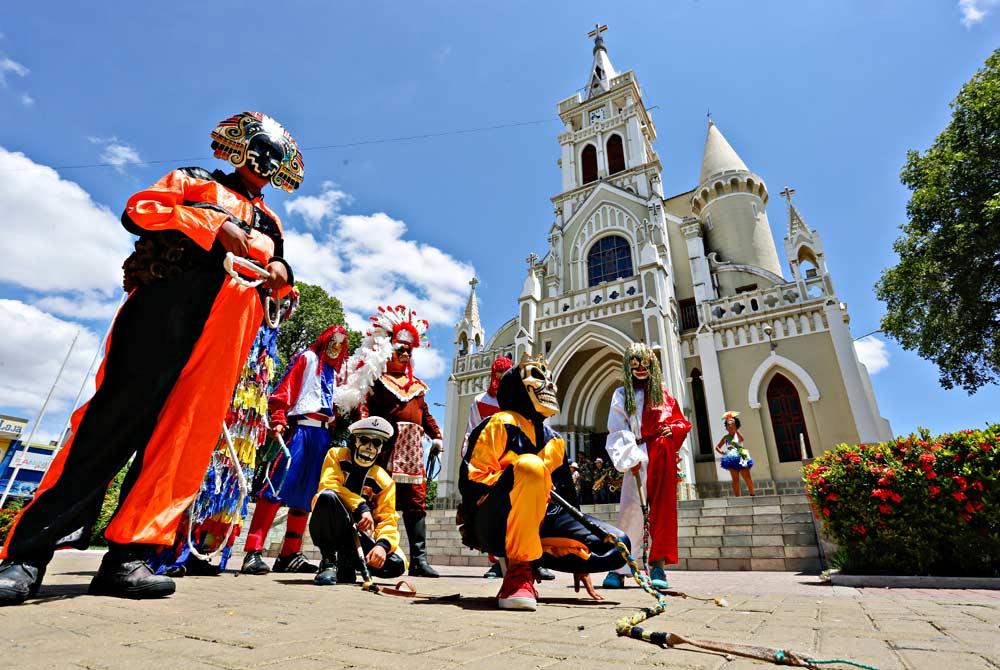 Tabaqueiros fazem festa no Carnaval de Afogados da Ingazeira