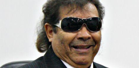 Morre aos 68 o cantor José Rico que fazia dupla com Milionário
