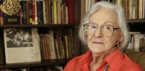 Morre aos 91 anos a crítica teatral Barbara Heliodora, no Rio