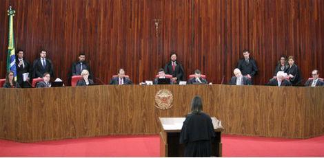 Ministros fazem acordo e resultado de julgamento da chapa Dilma-Temer sai nesta sexta-feira