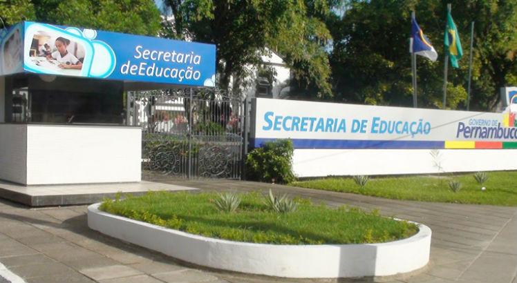 TCE-PE identifica irregularidades em contratos da Secretaria de Educação