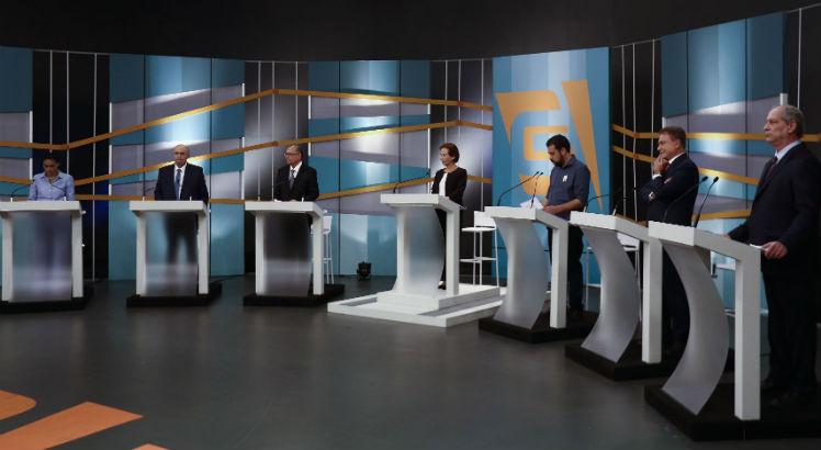 Debate deste domingo (9) foi promovido por TV Gazeta, Estadão, Jovem Pan e Twitter  / Foto:MIGUEL SCHINCARIOL/AFP
