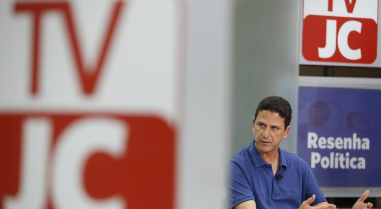 Bruno Araújo não descarta apoio a Bolsonaro em possível 2º turno