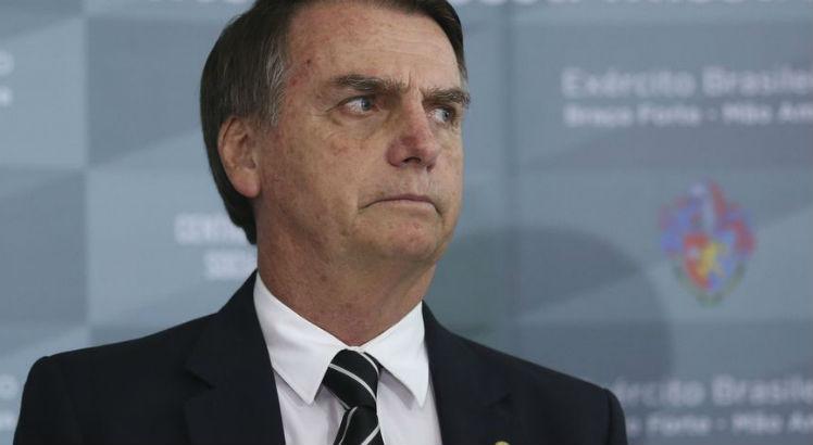Segundo o presidente eleito, Queiroz pagou em dez cheques de R$ 4 mil / Foto: José Cruz/Agência Brasil