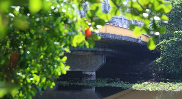 Ponte do Derby é uma das primeiras que será recuperada / Foto: Sérgio Bernardo/JC Imagem
