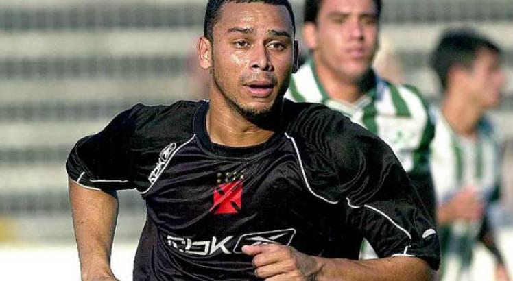 Valdiram foi artilheiro da Copa do Brasil de 2006 pelo Vasco / Foto: Divulgação