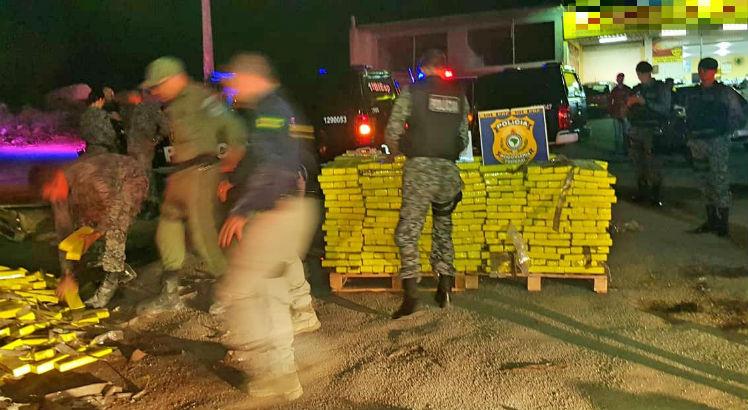 Droga foi apreendida em abordagem da Operação São João 2019.  / Foto: PMPE/Divulgação 