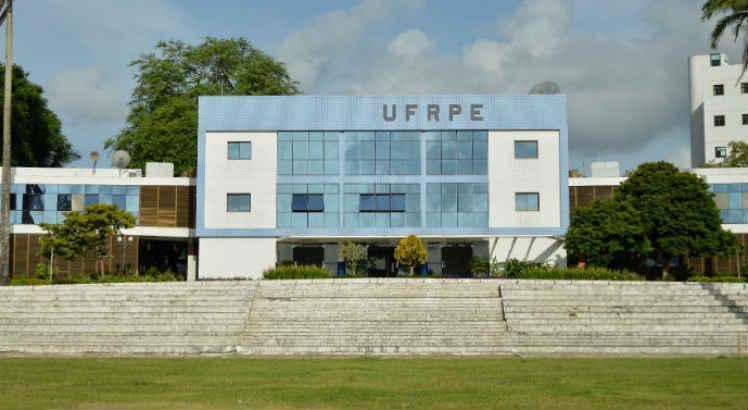 A Universidade Federal Rural de Pernambuco (UFRPE) seria a quarta instituição mais beneficiada de acordo com o ranking do TCU de 2018 / Foto: Edmar Melo/Acervo JC Imagem
