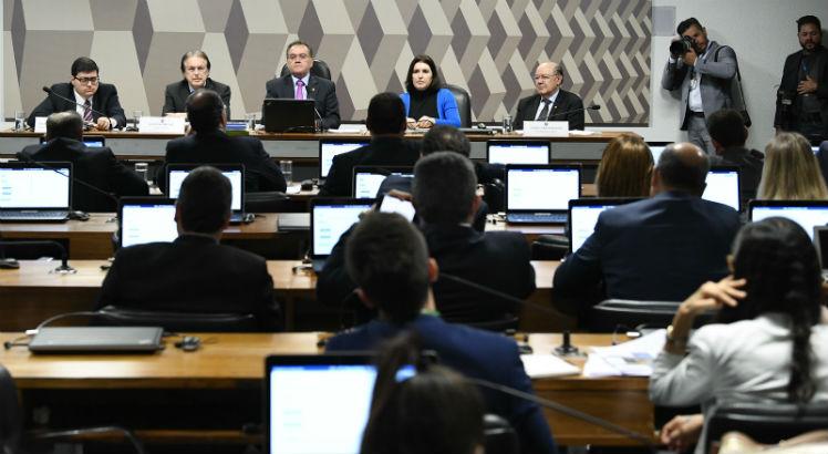 Resultado de imagem para CCJ do Senado inicia debates sobre reforma da PrevidÃªncia