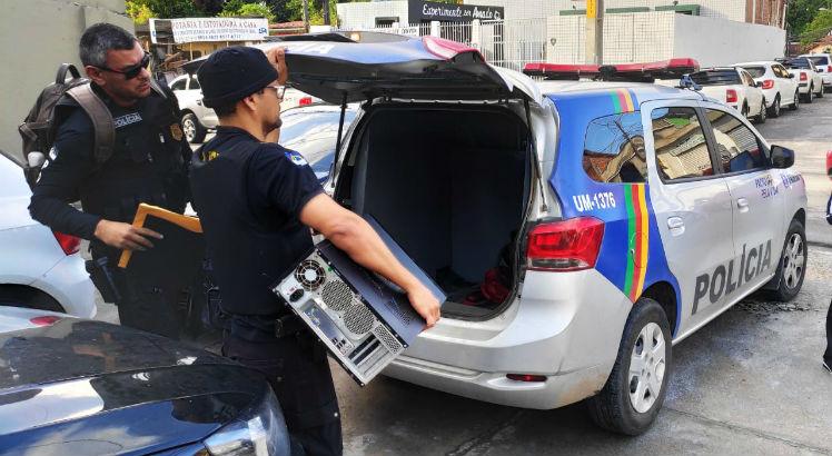 Na operação foram cumpridos cinco mandados de suspensão do exercício do cargo eletivo / Foto: Bruno Campos/JC Imagem
