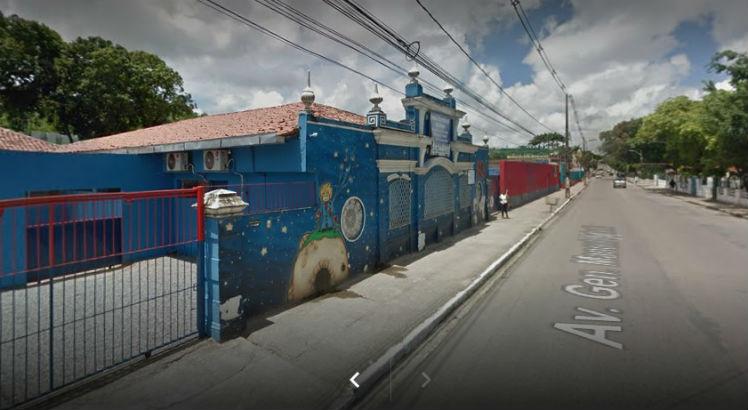 Pais de 20 alunos denunciam escola que estava sem autorização pra funcionar em Jaboatão